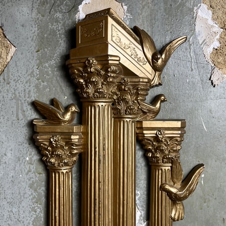 VINTAGE WALL ART OBJECT