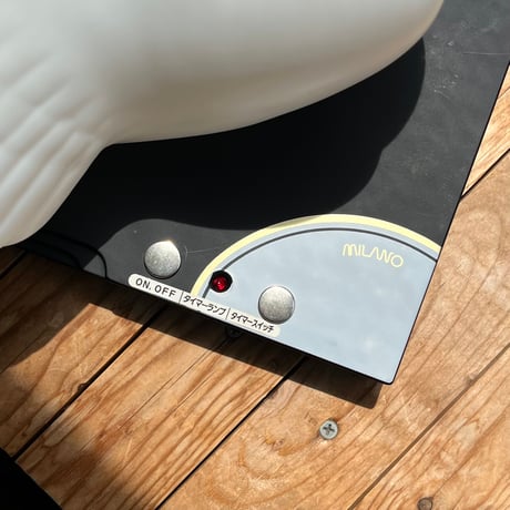 JAPAN USED PIGEON TABLE LAMP