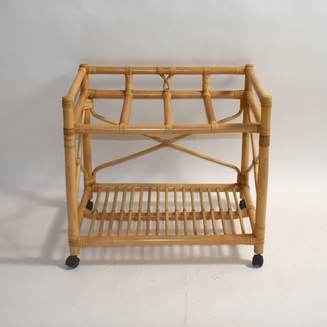 JAPAN USED BAMBOO & RATTAN CARRY LAUNDRY SHELF
