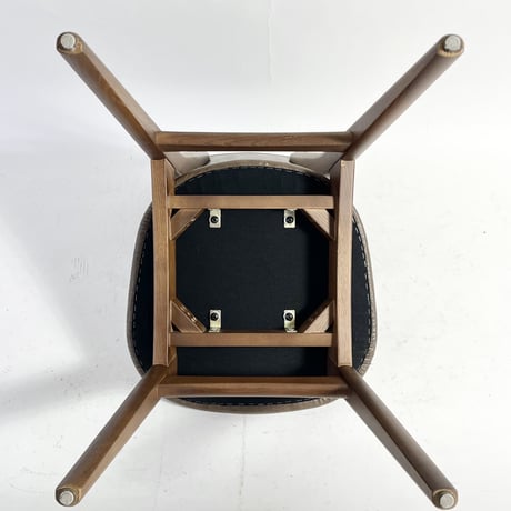 JAPAN USED WOODEN LEG LEATHER CHAIR