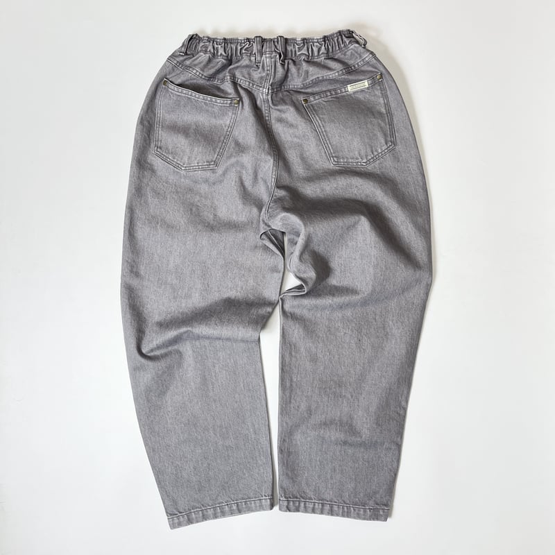 COMFORTABLE REASON “Fade Denim Slacks” | CopyA COMFORTABLE REASON “Fade Denim Slacks” | CopyA