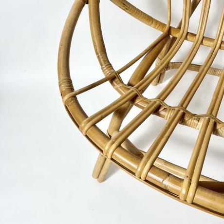 USED RATTAN ROUNGE CHAIR