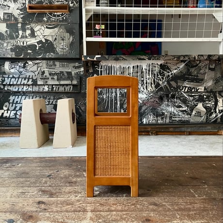 JAPAN USED "KARIMOKU" WOODEN FLAME RATTAN UMBRELLA STAND