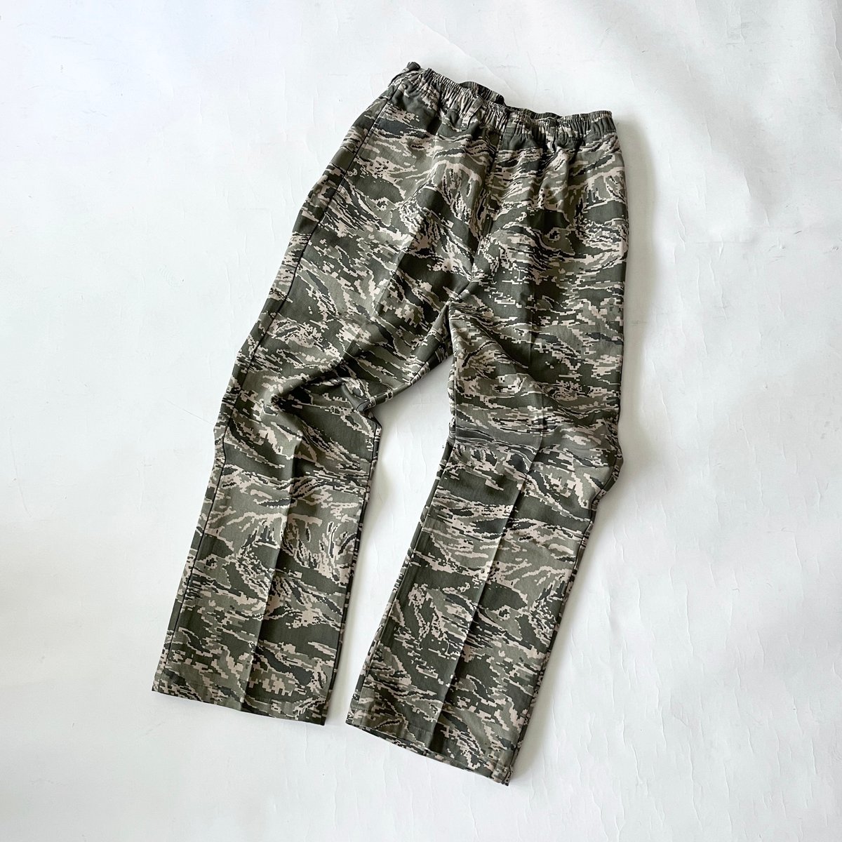 COMFORTABLE REASON Camo DOC Slacks 美品 COMFORTABLE REASON / Camo DOC Slacks | FLUTTER