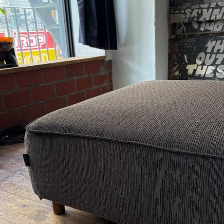 JAPAN USED "MARUICHI SELLING" FABRIC FLAT SOFA
