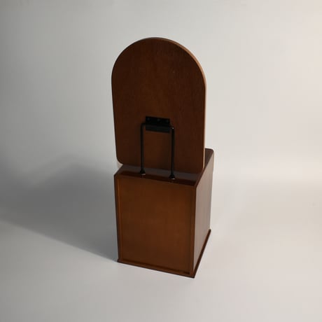 USED WOODEN TABLE DRESSER