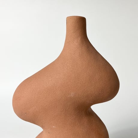 USED HANDMADE WAVING CERAMIC FROWER VASE