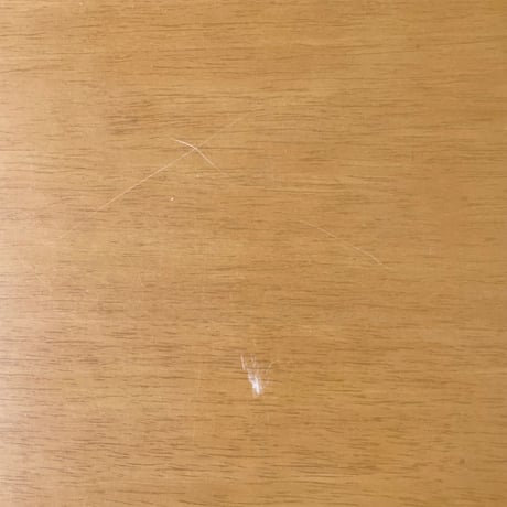 USED WOOD OVAL SIDE TABLE