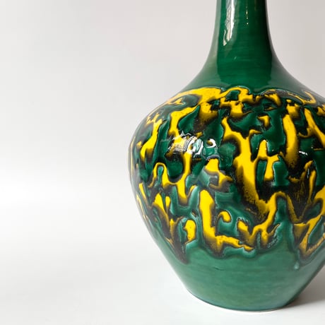 VINTAGE HANDMADE CERAMIC FLOWER VASE
