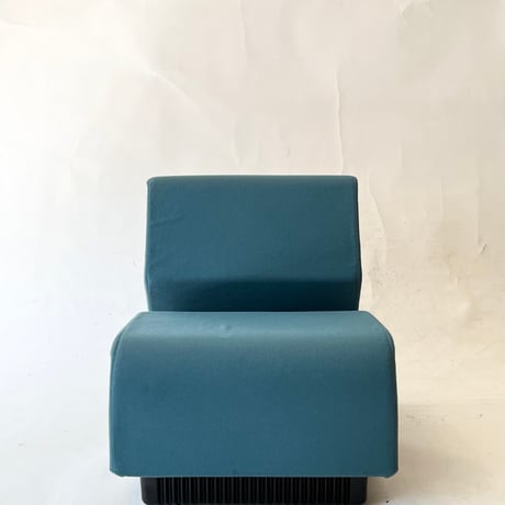USED 1996 “HERMAN MILLER / DON CHADWICK” MODULAR SEATING