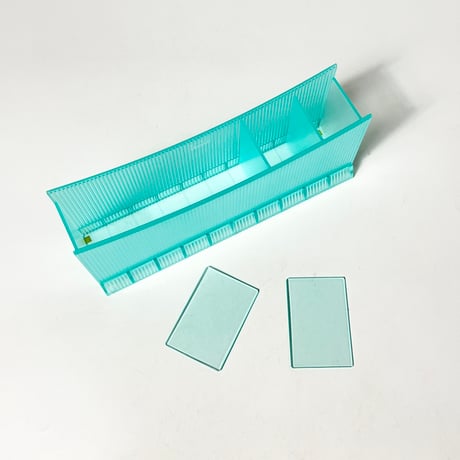 USED "KOKUYO" ACRYLC PEN STAND
