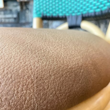 JAPAN USED "OLIVER" WOODEN & VINYL LEATHER CHAIR
