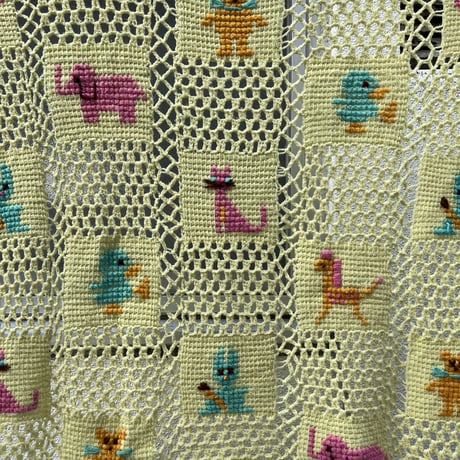 USED HANDMADE ACRYLIC BLANKET