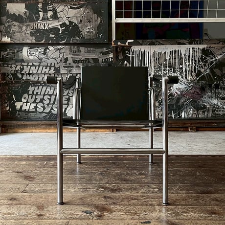 VINTAGE 50-60S “LC1 / SLING CHAIR” BY LE CORBUSIER