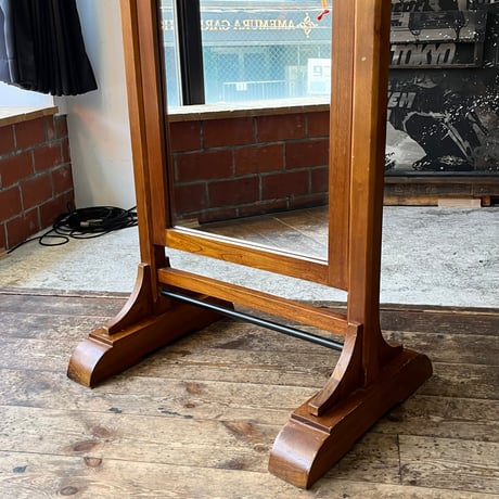 USED WOODEN FRAME STAND MIRROR