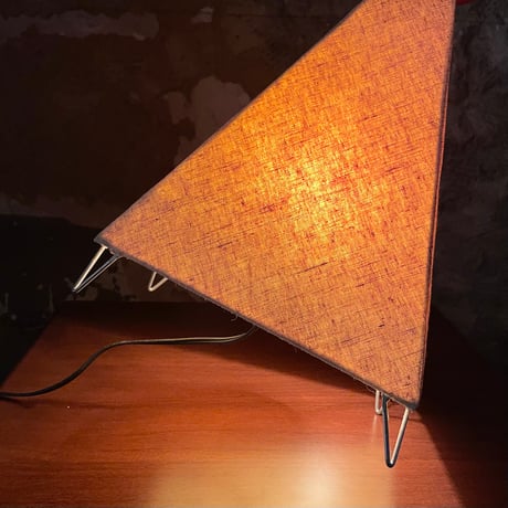 USED CLOTH SHADED SQUARE PYRAMID TABLE LAMP