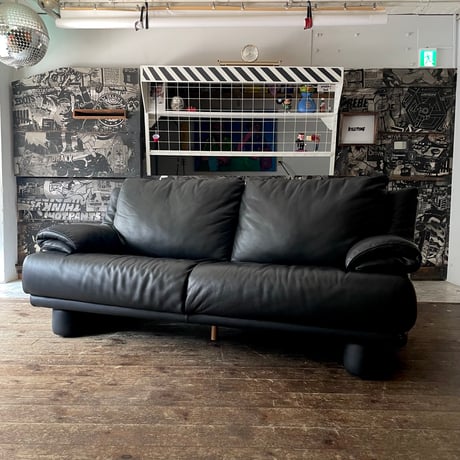 USED “INCANTO DIVANI” REAL LEATHER 2.5SEAT SOFA