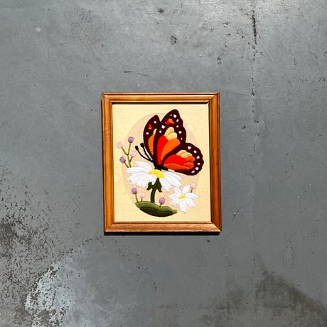 USED UNKNOWN ARTIST EMBROIDERY PAINTING WALL ART