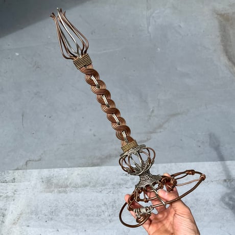 USED HANDMADE IRON WIRE CANDLE HOLDER