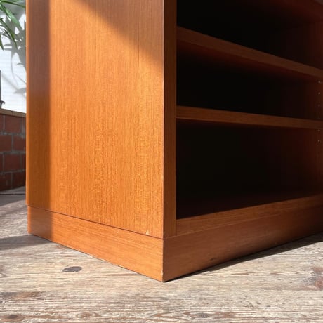USED WOODEN RECORD & MAGAZINE RACK