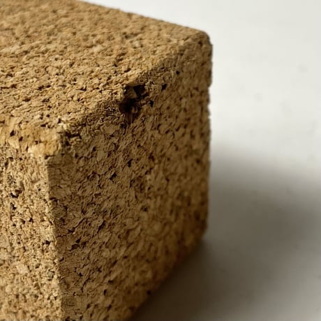 USED CORK BUILDING BLOCKS