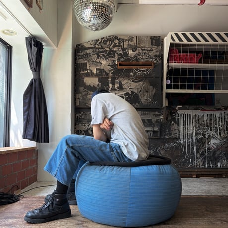 USED "AMBIENT LOUNGE" BEADS CHAIR