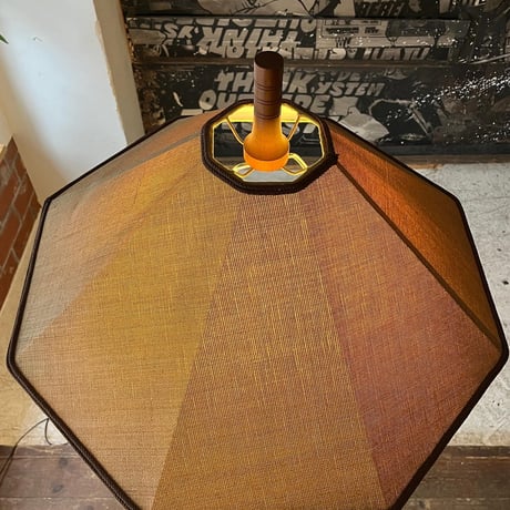 USED IRON LEG FLOOR LAMP