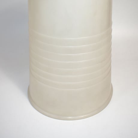 PLASTIC TRASH CAN