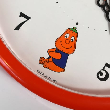 "TAKANE" WALL QUARTZ CLOCK