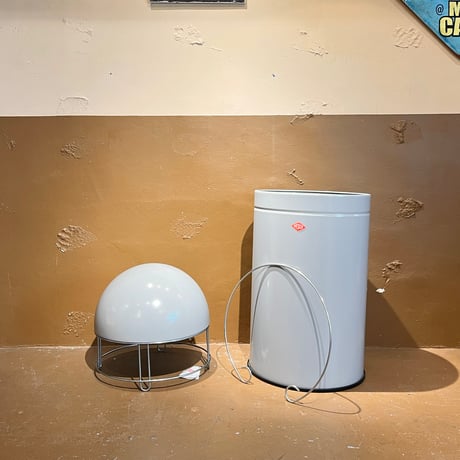 NEW "WESCO" DUSTBIN