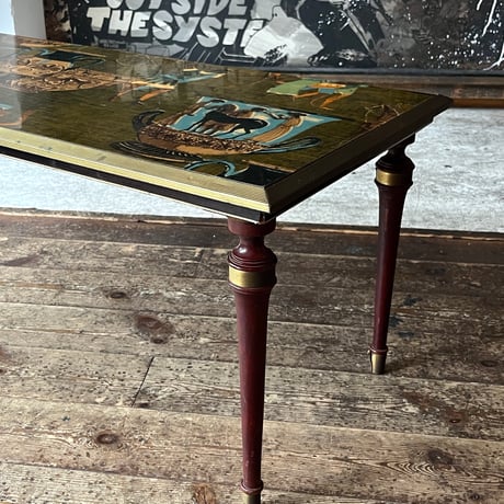 USED ETHNIC PATTERN TOP CENTER TABLE