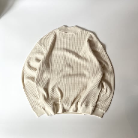 COMFORTABLE REASON "Big Waffle Mock Neck"