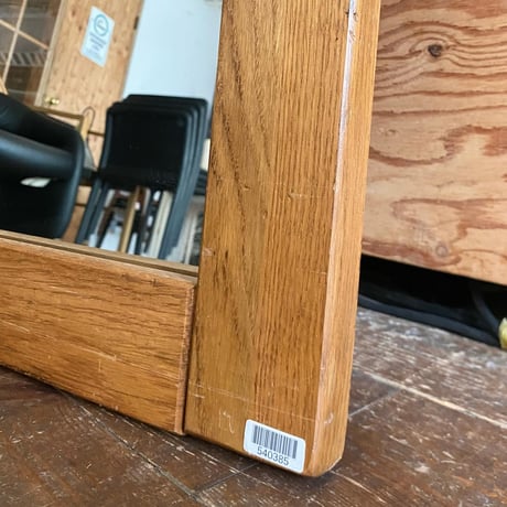USED "LEXINGTON FURNITURE" WOODEN FRAME WALL MIRROR