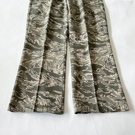 COMFORTABLE REASON "Camo DOC Slacks"