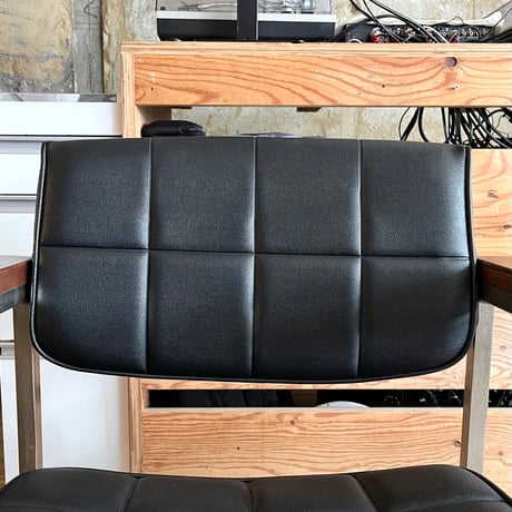 JAPAN VINTAGE 70S “HOUTOKU” STEEL FRAME VINYL LEATHER WOODEN ARM CHAIRS