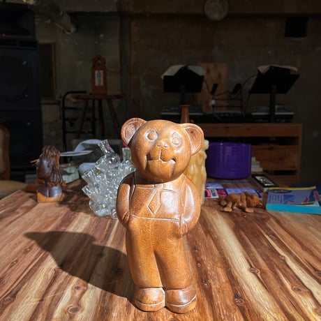 USED UNKNOWN ARTIST WOODEN BEAR