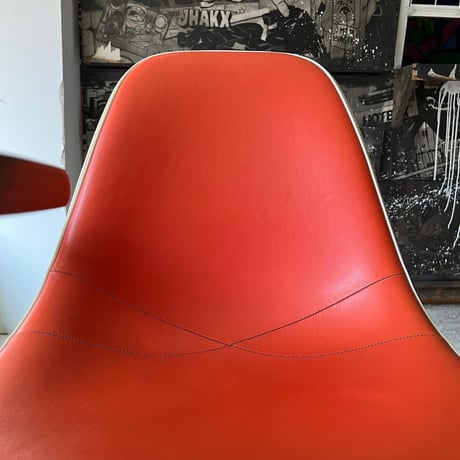 VINTAGE 70'S "HERMANMILER / EAMS" SCHOOL CHAIR