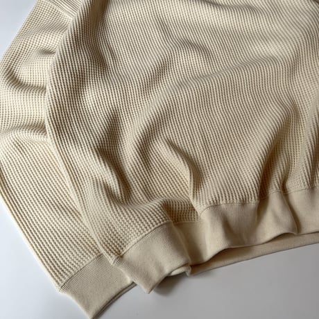 COMFORTABLE REASON "Big Waffle Mock Neck"