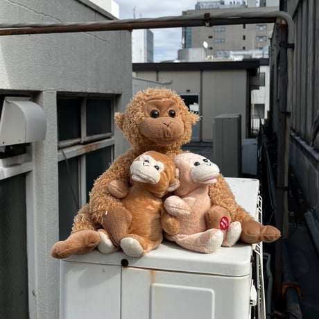 USED MONKEY MOM & BABIES PLUSH ANIMATED TOY