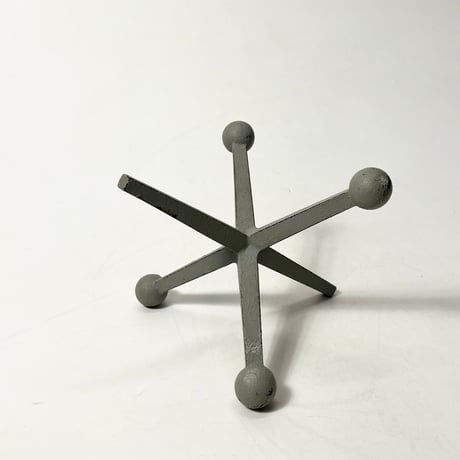 USED IRON BOOKEND