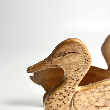 VINTAGE WOODEN DUCK KITCHEN NAPKIN HOLDER