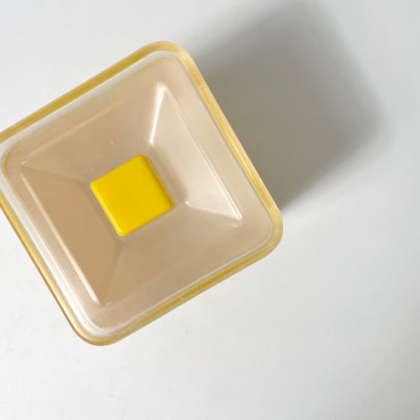 USED PLASTICS CONTAINER (YELLOW)