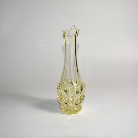 USED TEXTURE GLASS FLOWER BASE