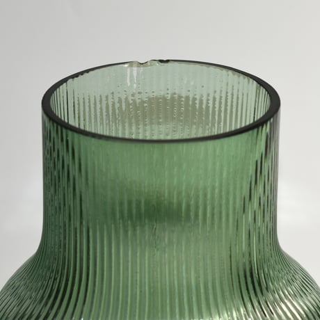 USED GLASS FLOWER VASE