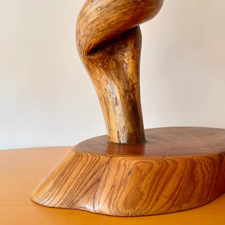 USED WOODEN TWIST SCULPUTURE