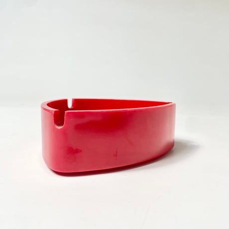 USED MELAMINE ASH TRAY