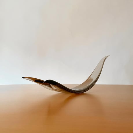 USED GLASS STATUE