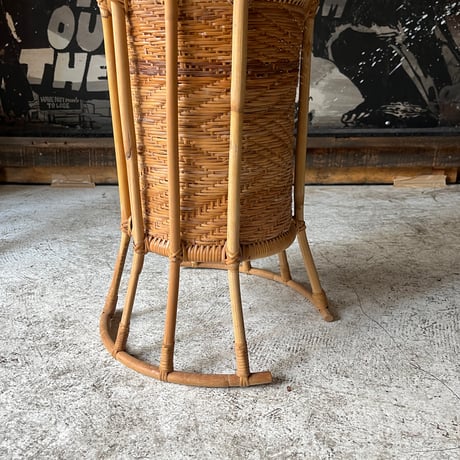 USED BAMBOO & WICKER PLANTER CASE