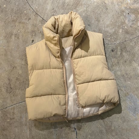 USED UNKNOWN DOWN VEST