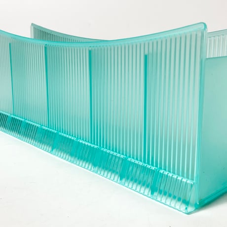 USED "KOKUYO" ACRYLC PEN STAND